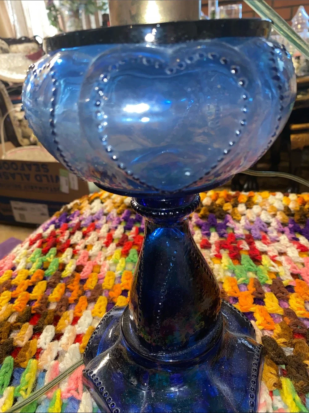 Vintage Findlay Queen Of Hearts Blue Glass Electric Oil Lamp clear Glass Chimney